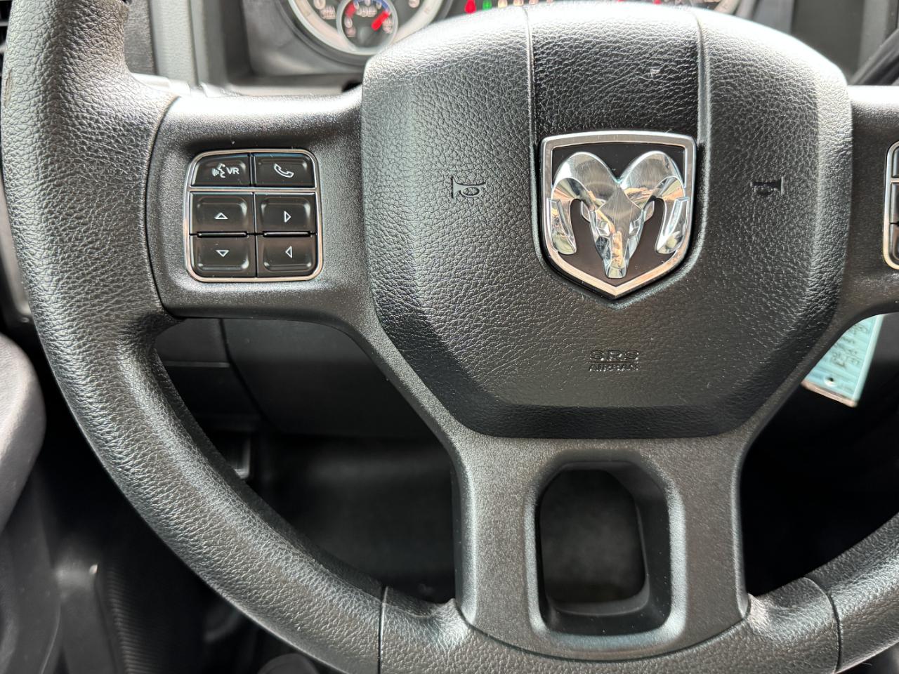 RAM 2500 Tradesman Crew Cab 4WD 2014
