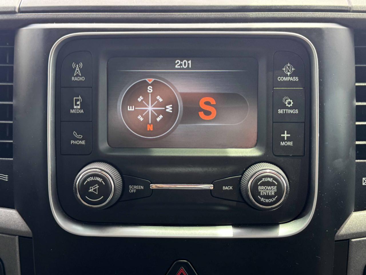 RAM 2500 Tradesman Crew Cab 4WD 2014