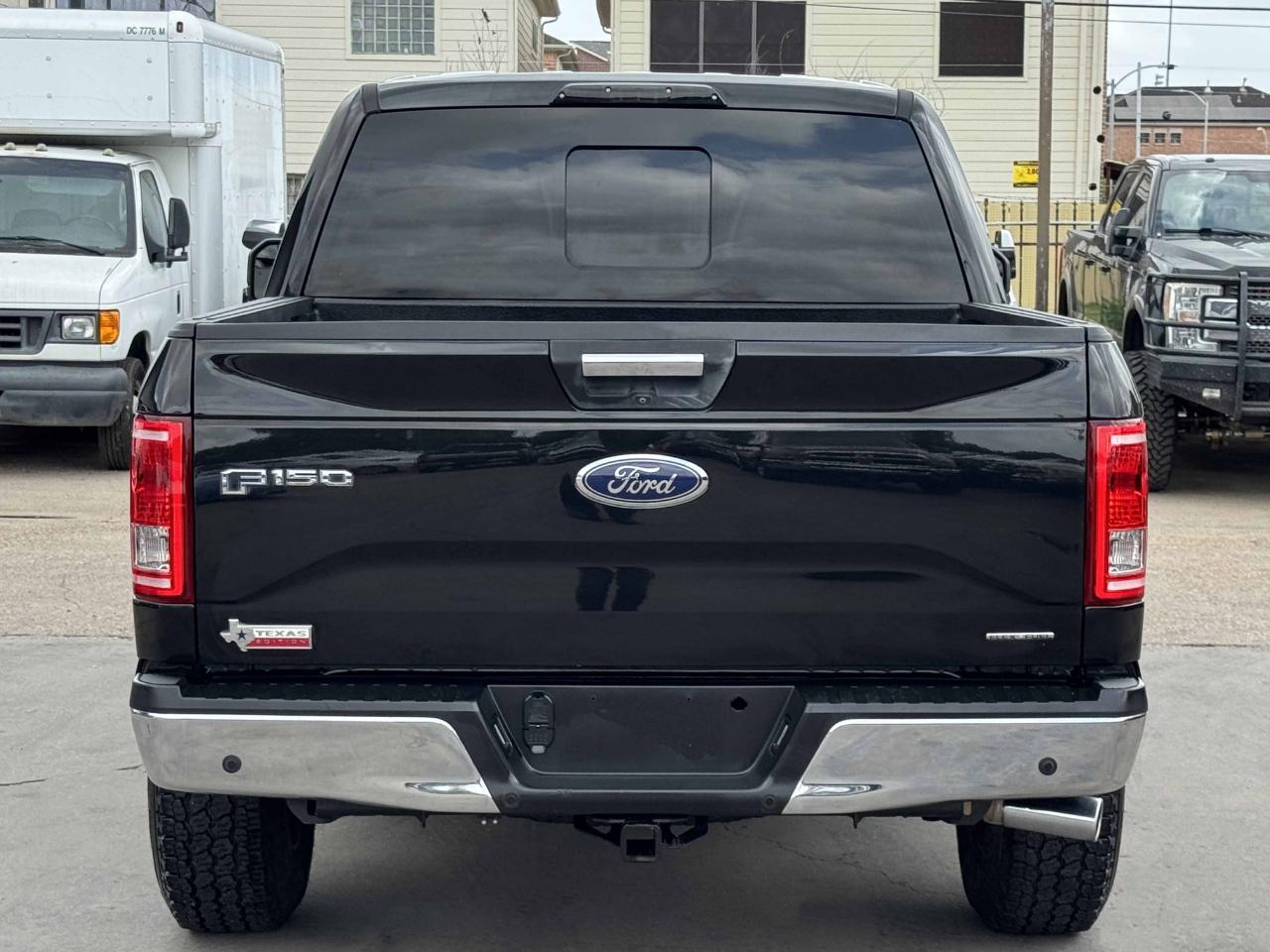 Ford F-150 XLT SuperCrew 2WD 2015