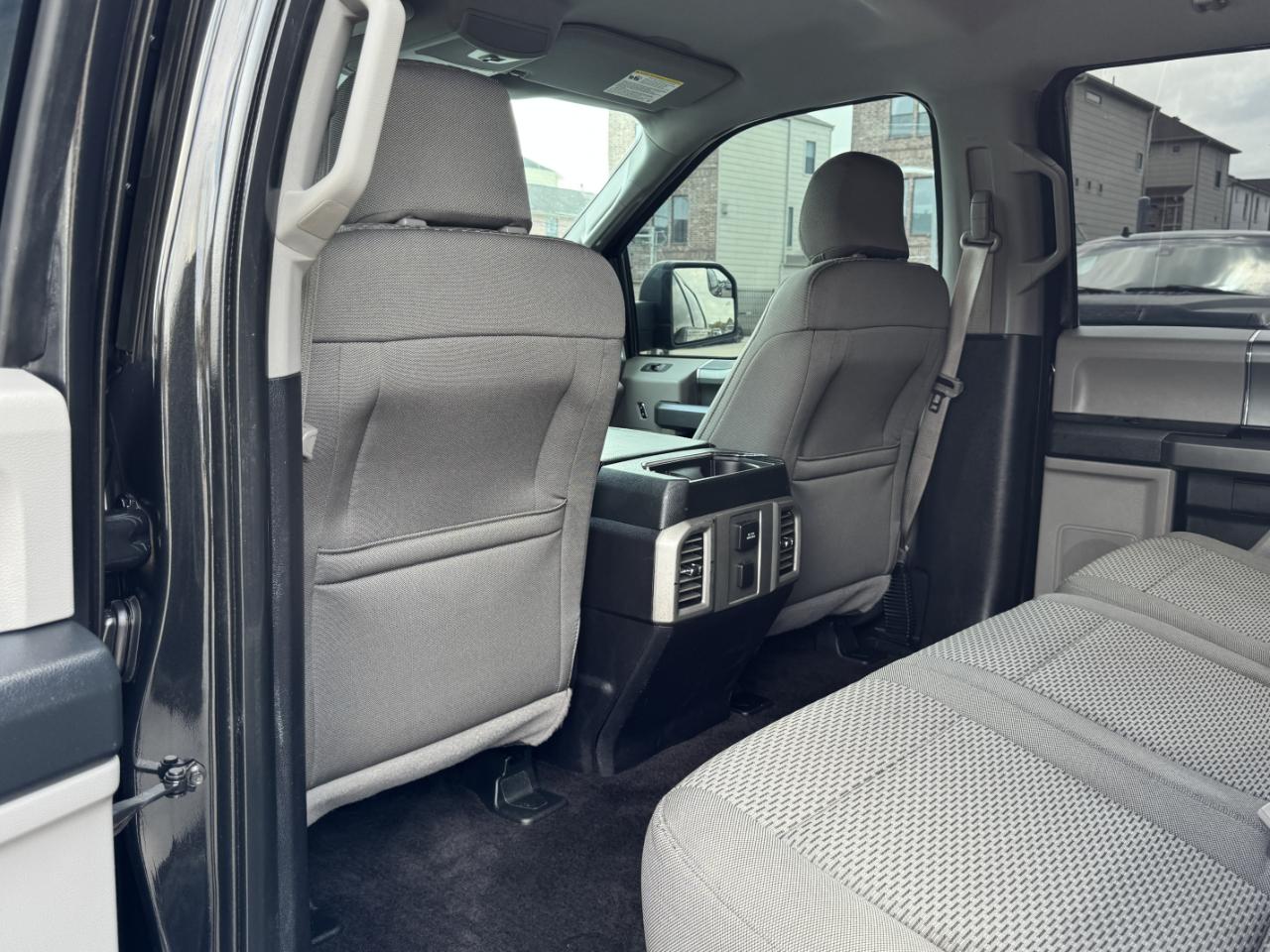 Ford F-150 XLT SuperCrew 2WD 2015