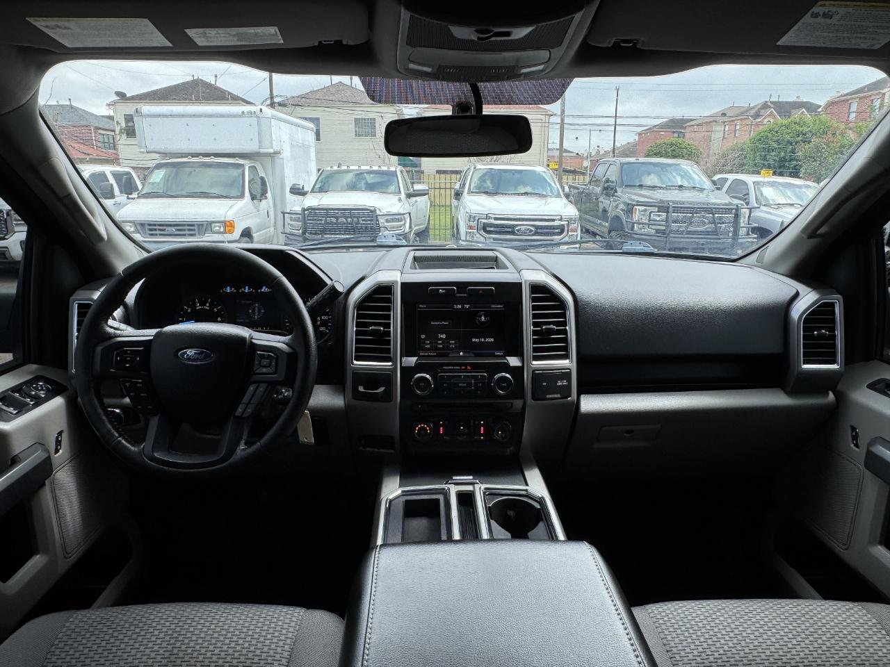 Ford F-150 XLT SuperCrew 2WD 2015