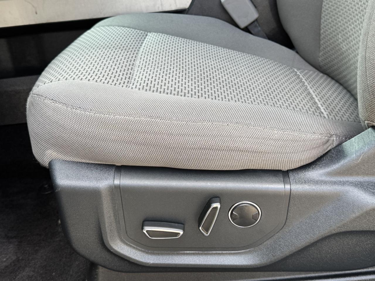 Ford F-150 XLT SuperCrew 2WD 2015