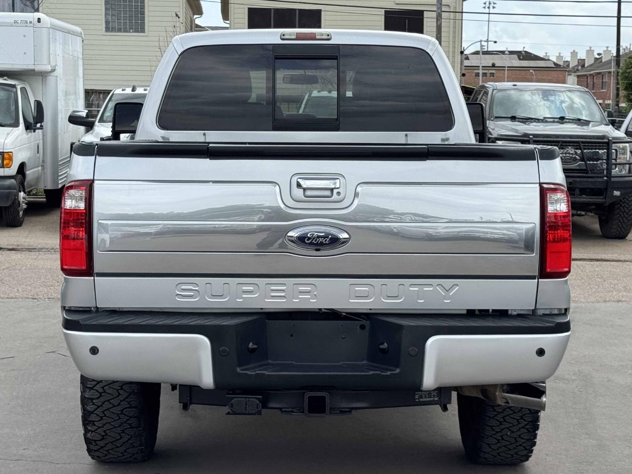 Ford Super Duty F-350 SRW  2013