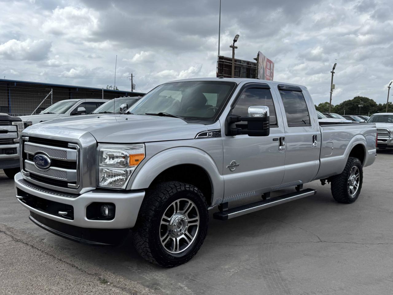 Ford Super Duty F-350 SRW  2013