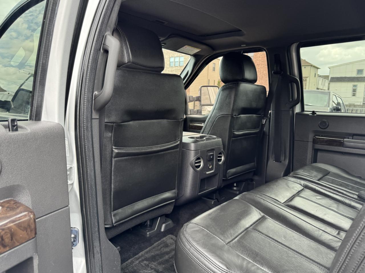 Ford Super Duty F-350 SRW  2013