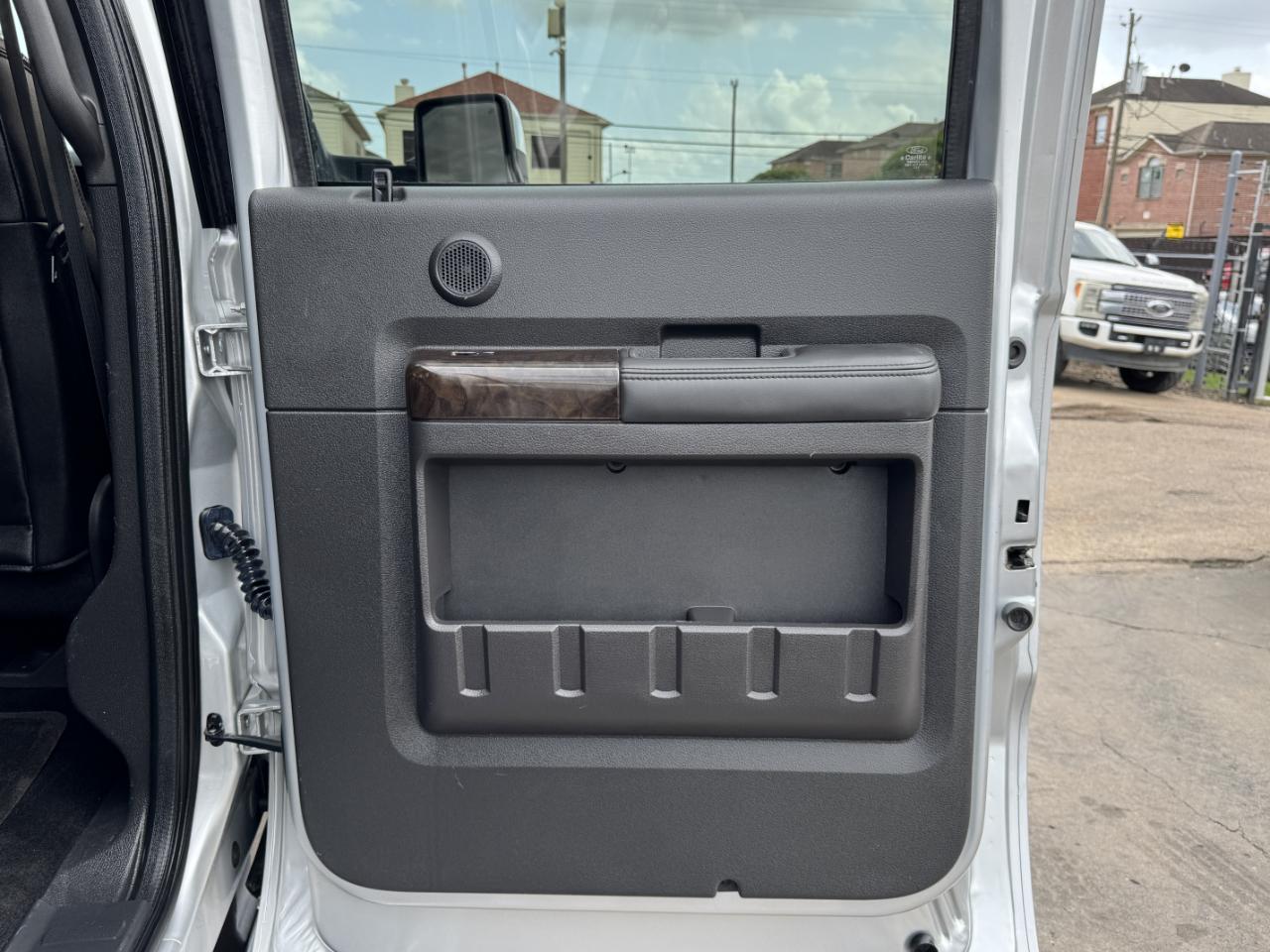 Ford Super Duty F-350 SRW  2013
