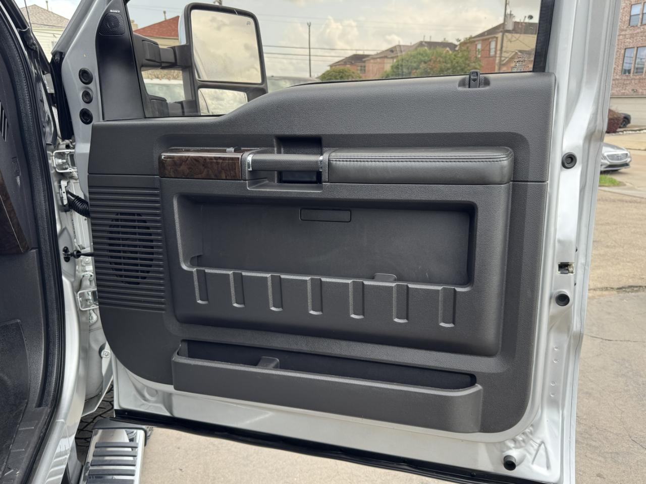 Ford Super Duty F-350 SRW  2013