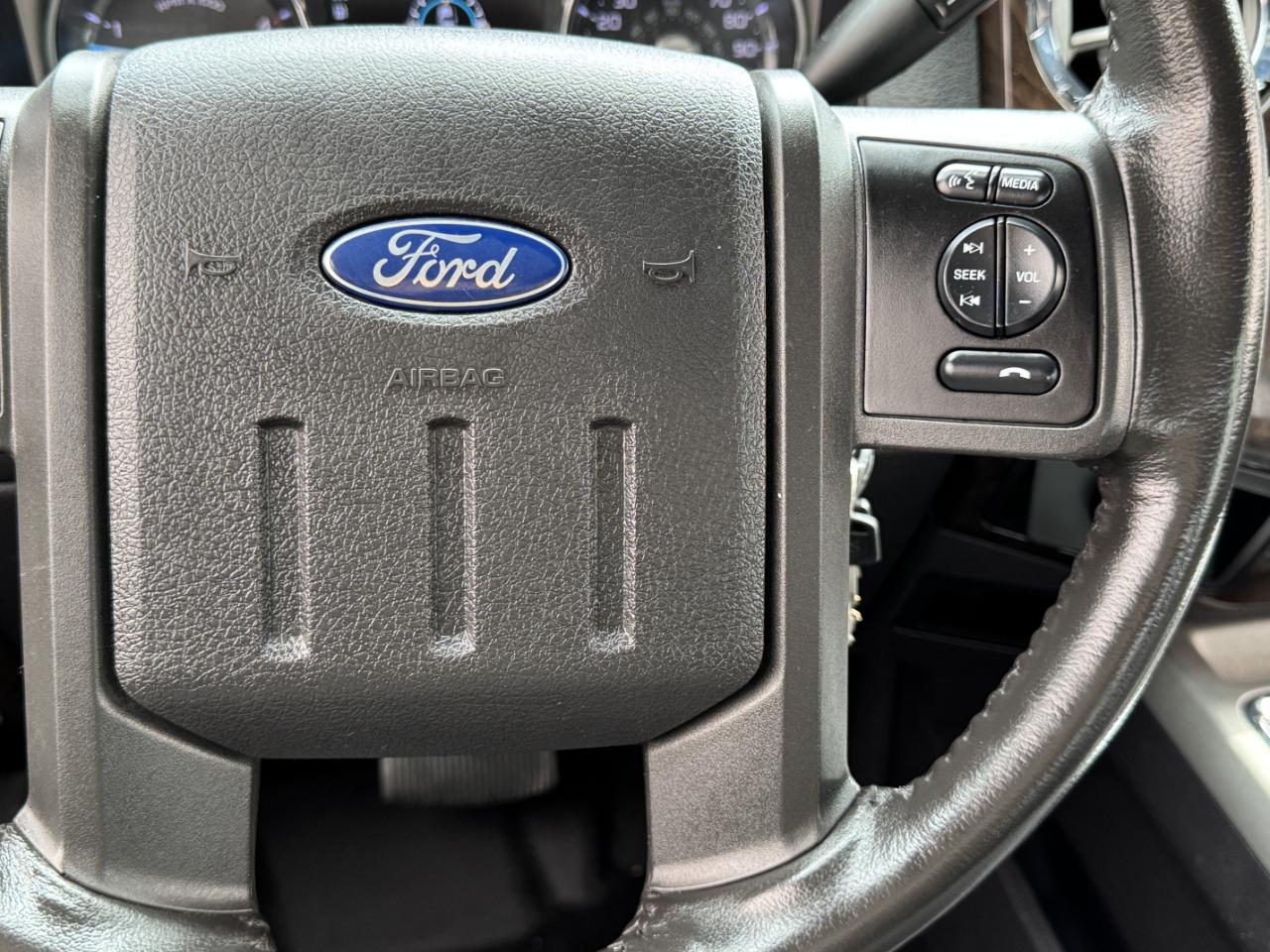 Ford Super Duty F-350 SRW  2013