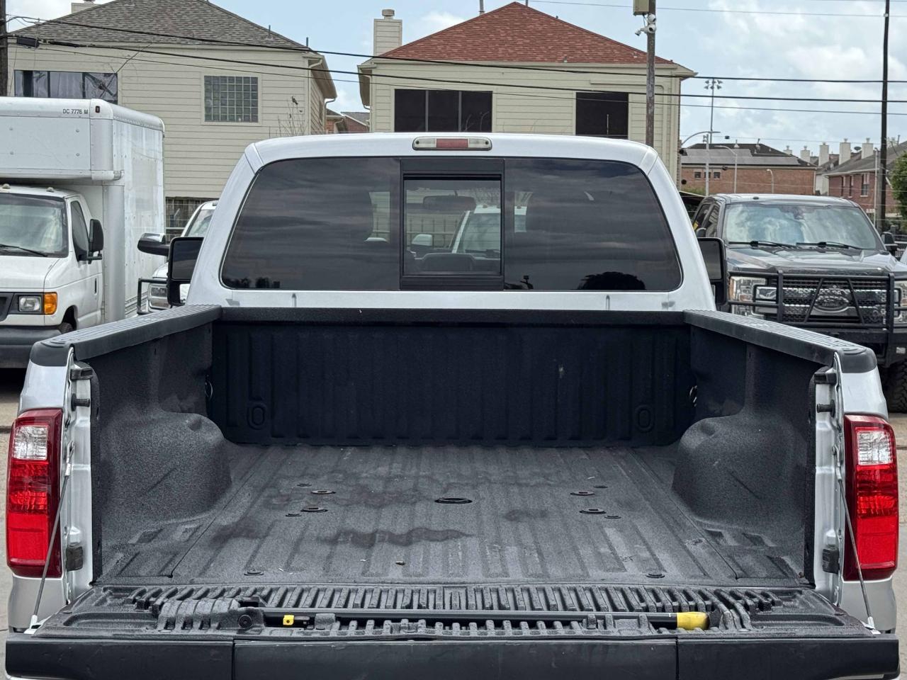 Ford Super Duty F-350 SRW  2013