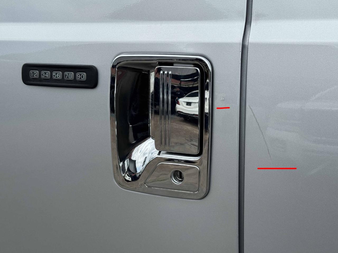 Ford Super Duty F-350 SRW  2013
