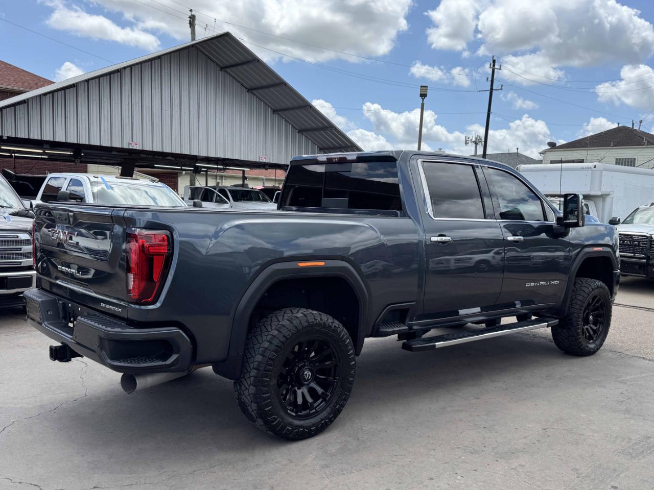 GMC Sierra 2500HD Denali Crew Cab 4WD 2020