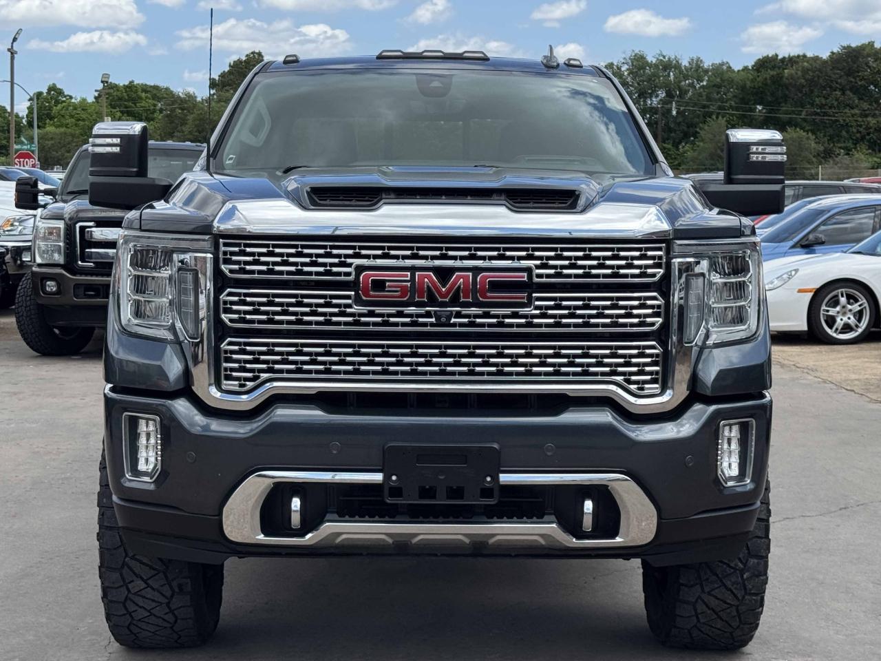 GMC Sierra 2500HD Denali Crew Cab 4WD 2020