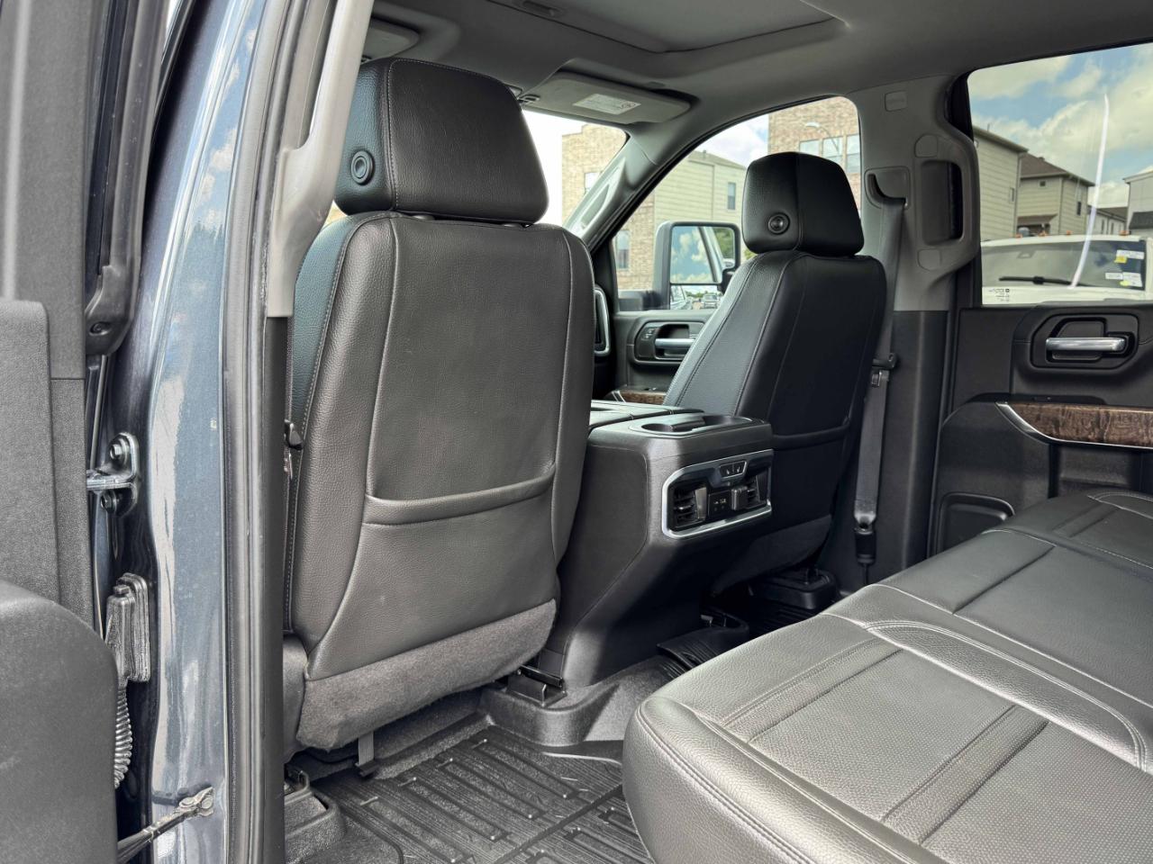 GMC Sierra 2500HD Denali Crew Cab 4WD 2020