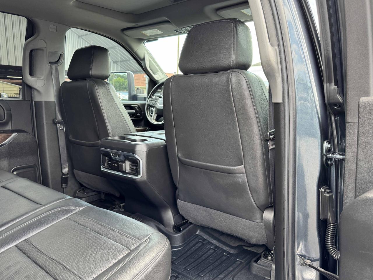 GMC Sierra 2500HD Denali Crew Cab 4WD 2020