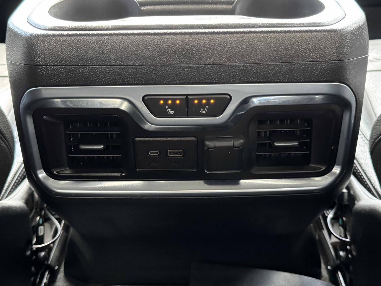 GMC Sierra 2500HD Denali Crew Cab 4WD 2020