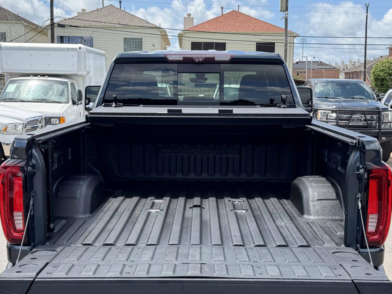 GMC Sierra 2500HD Denali Crew Cab 4WD 2020