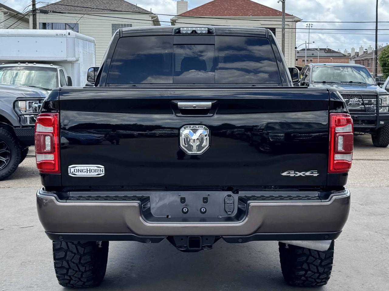 RAM 2500 Laramie Longhorn Mega Cab 4WD 2020