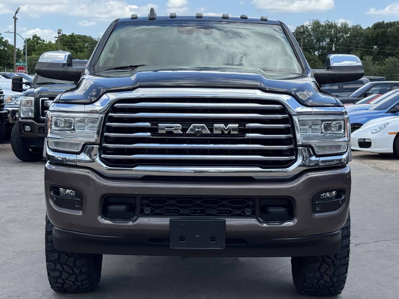 RAM 2500 Laramie Longhorn Mega Cab 4WD 2020