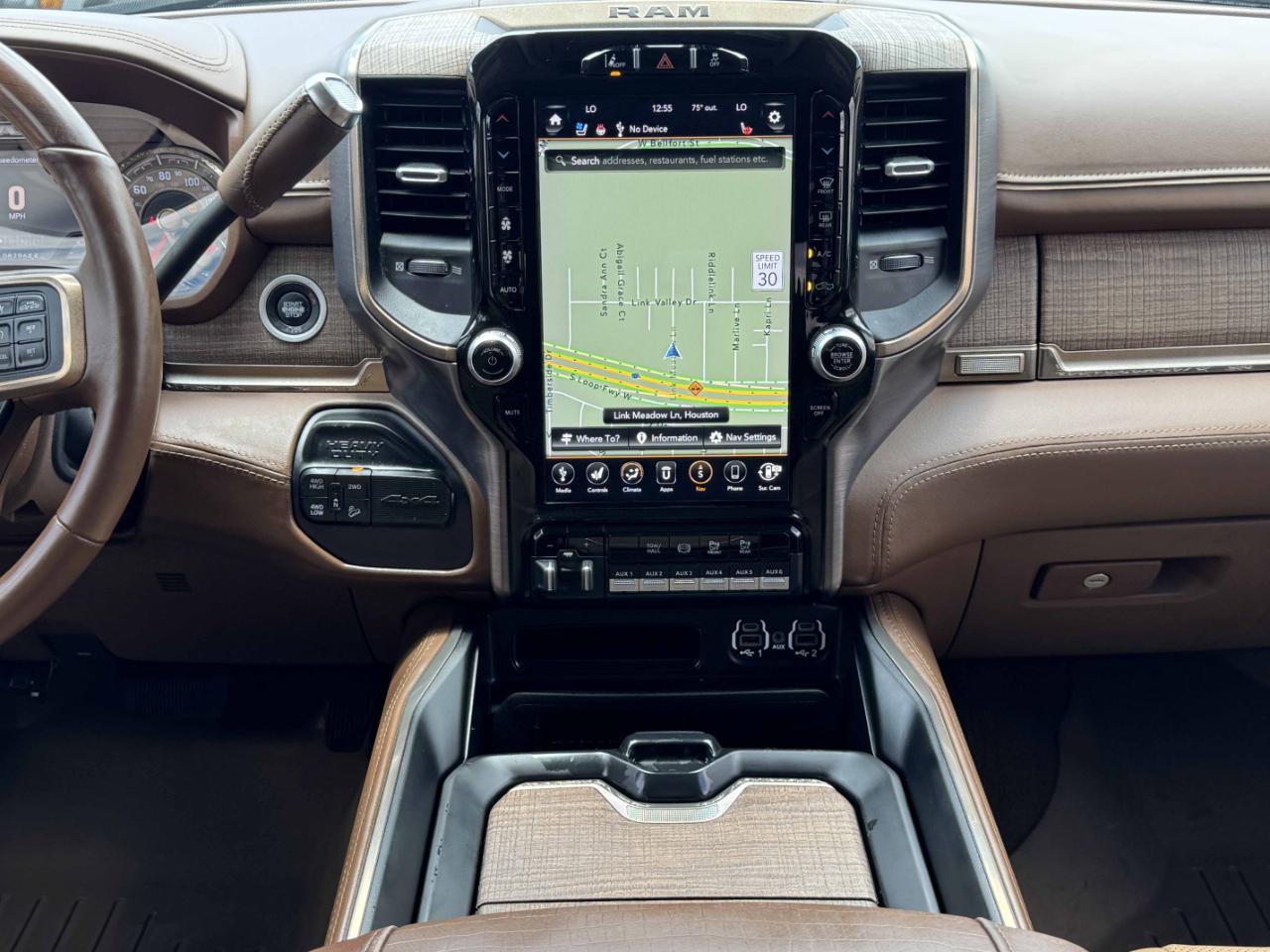 RAM 2500 Laramie Longhorn Mega Cab 4WD 2020