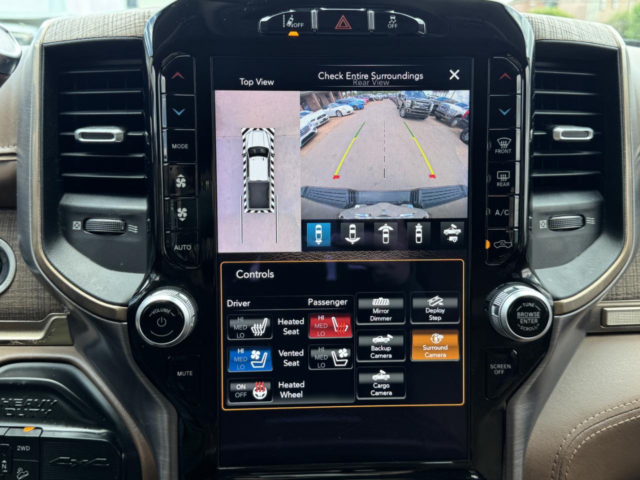 RAM 2500 Laramie Longhorn Mega Cab 4WD 2020