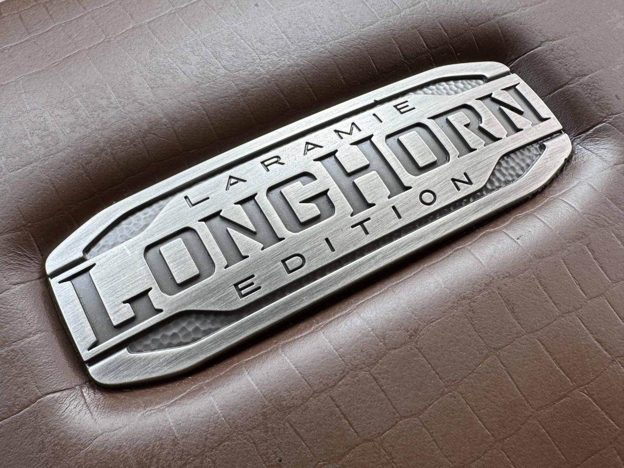 RAM 2500 Laramie Longhorn Mega Cab 4WD 2020