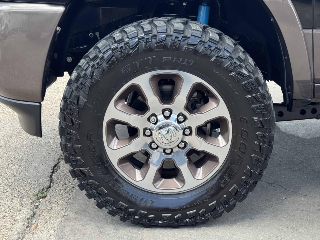 RAM 2500 Laramie Longhorn Mega Cab 4WD 2020