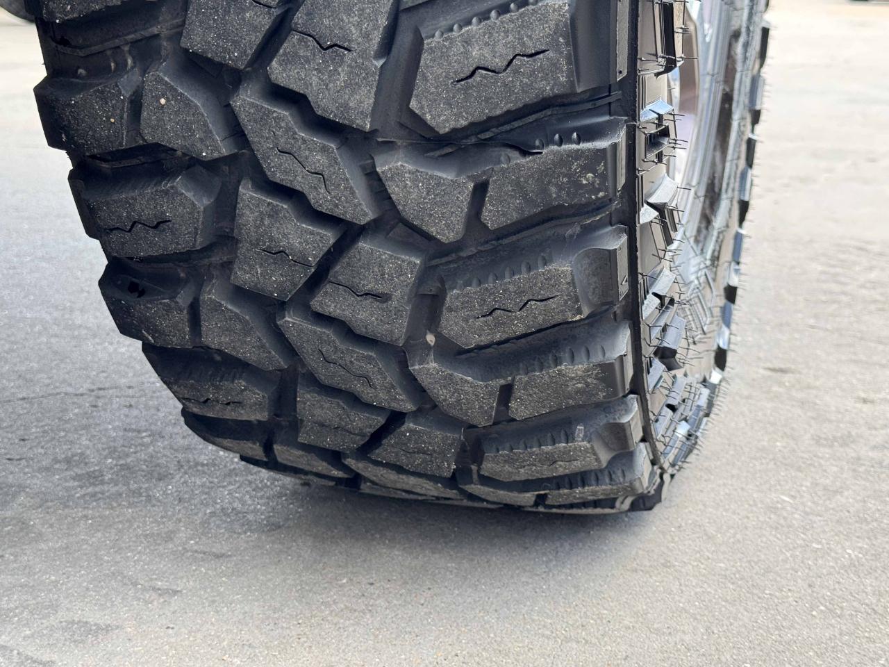 RAM 2500 Laramie Longhorn Mega Cab 4WD 2020