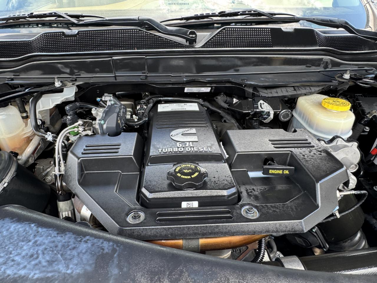 RAM 2500 Laramie Longhorn Mega Cab 4WD 2020