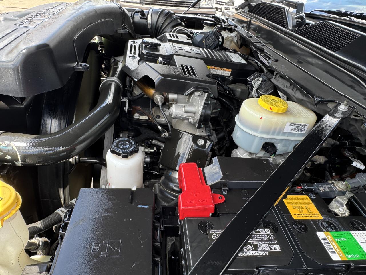 RAM 2500 Laramie Longhorn Mega Cab 4WD 2020