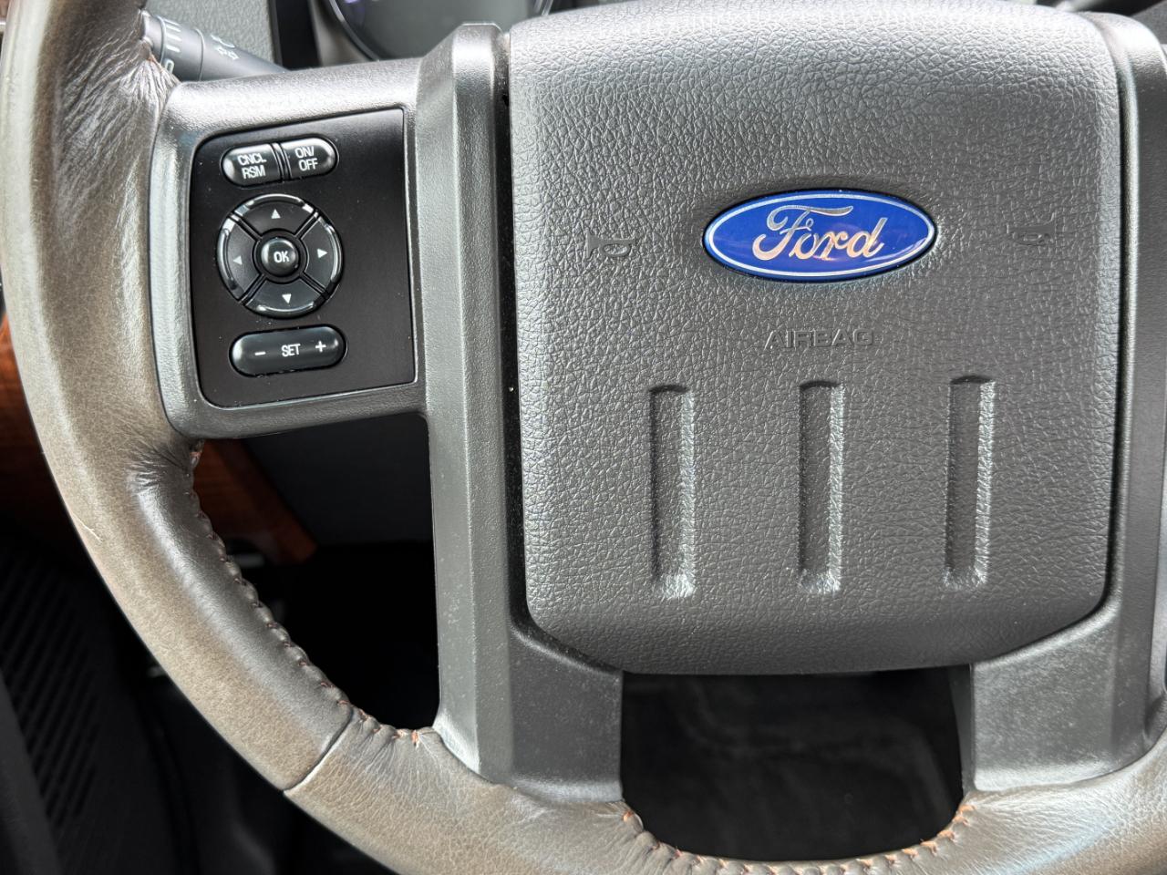 Ford Super Duty F-250 SRW  2015