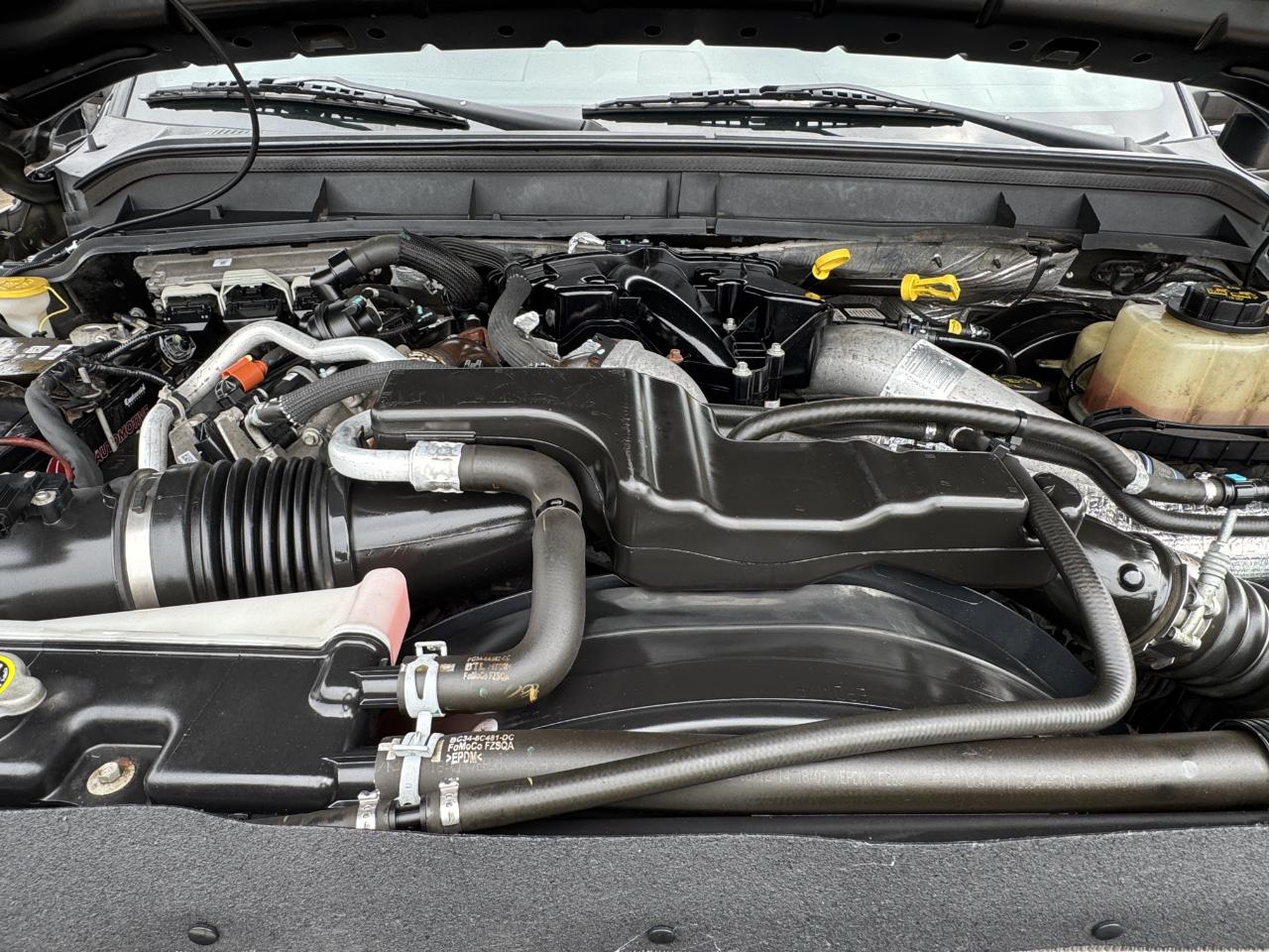Ford Super Duty F-250 SRW  2015