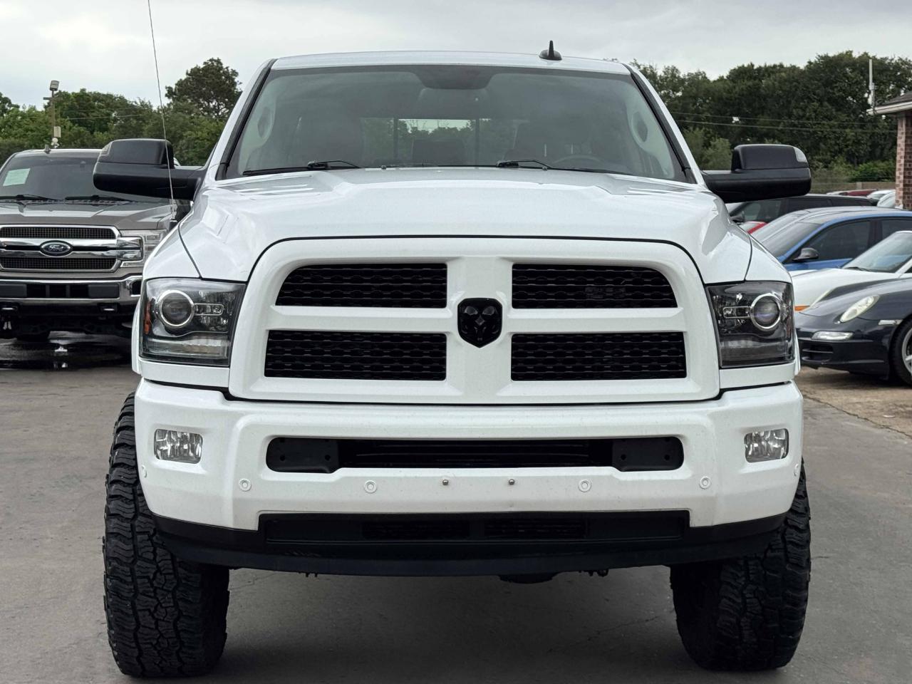 RAM 3500 Laramie Mega Cab 4WD 2016