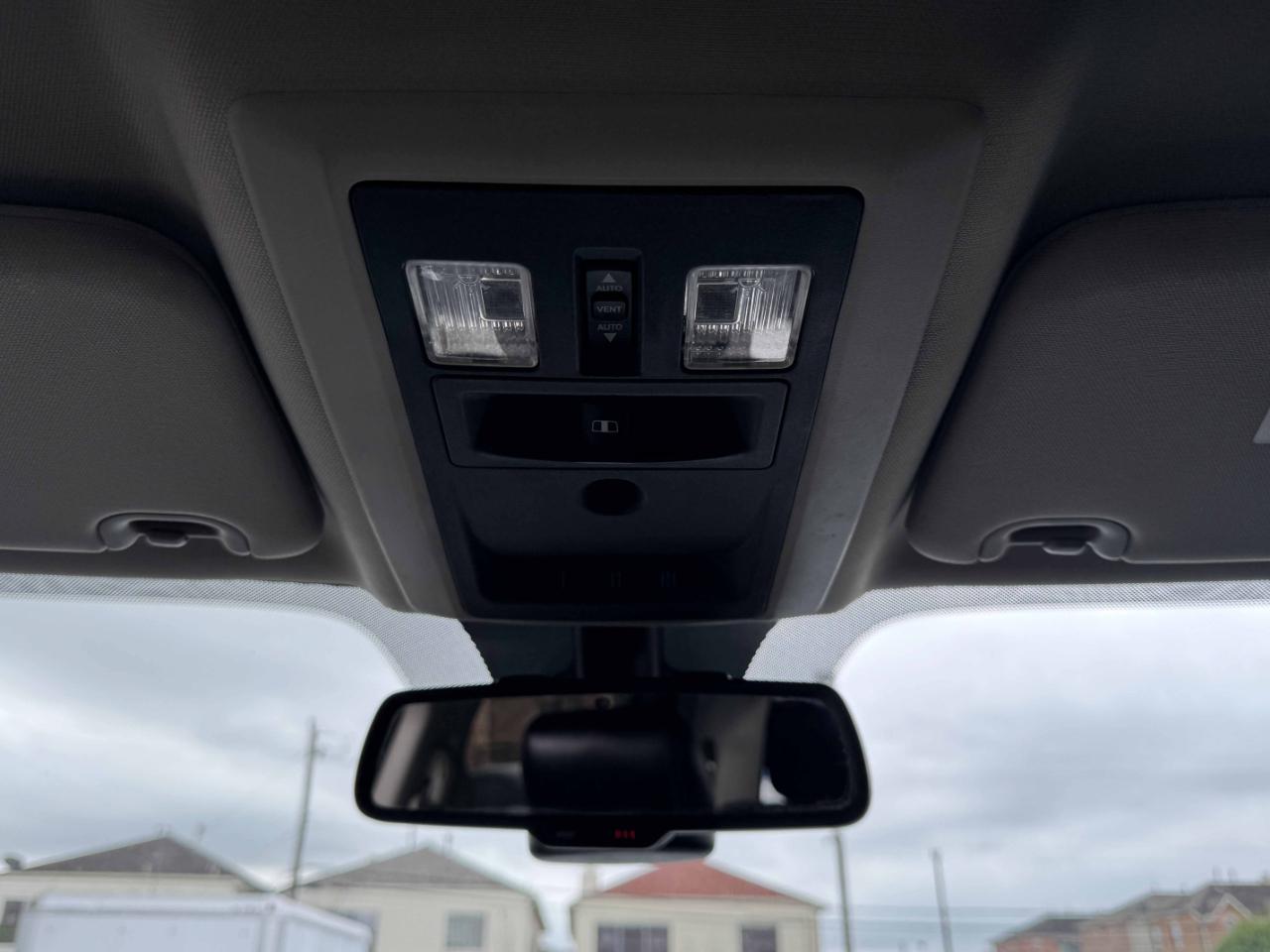 RAM 3500 Laramie Mega Cab 4WD 2016
