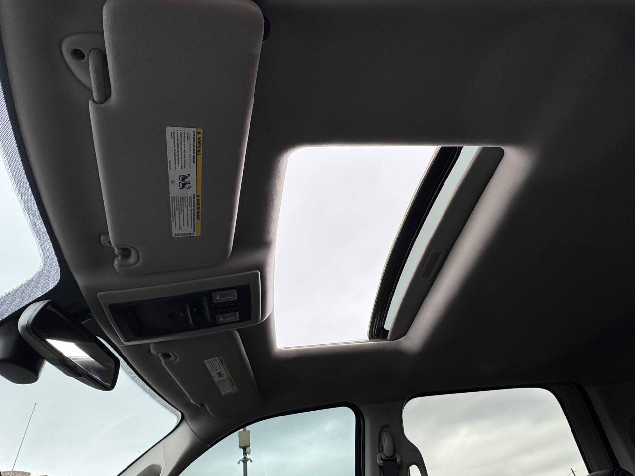 RAM 3500 Laramie Mega Cab 4WD 2016