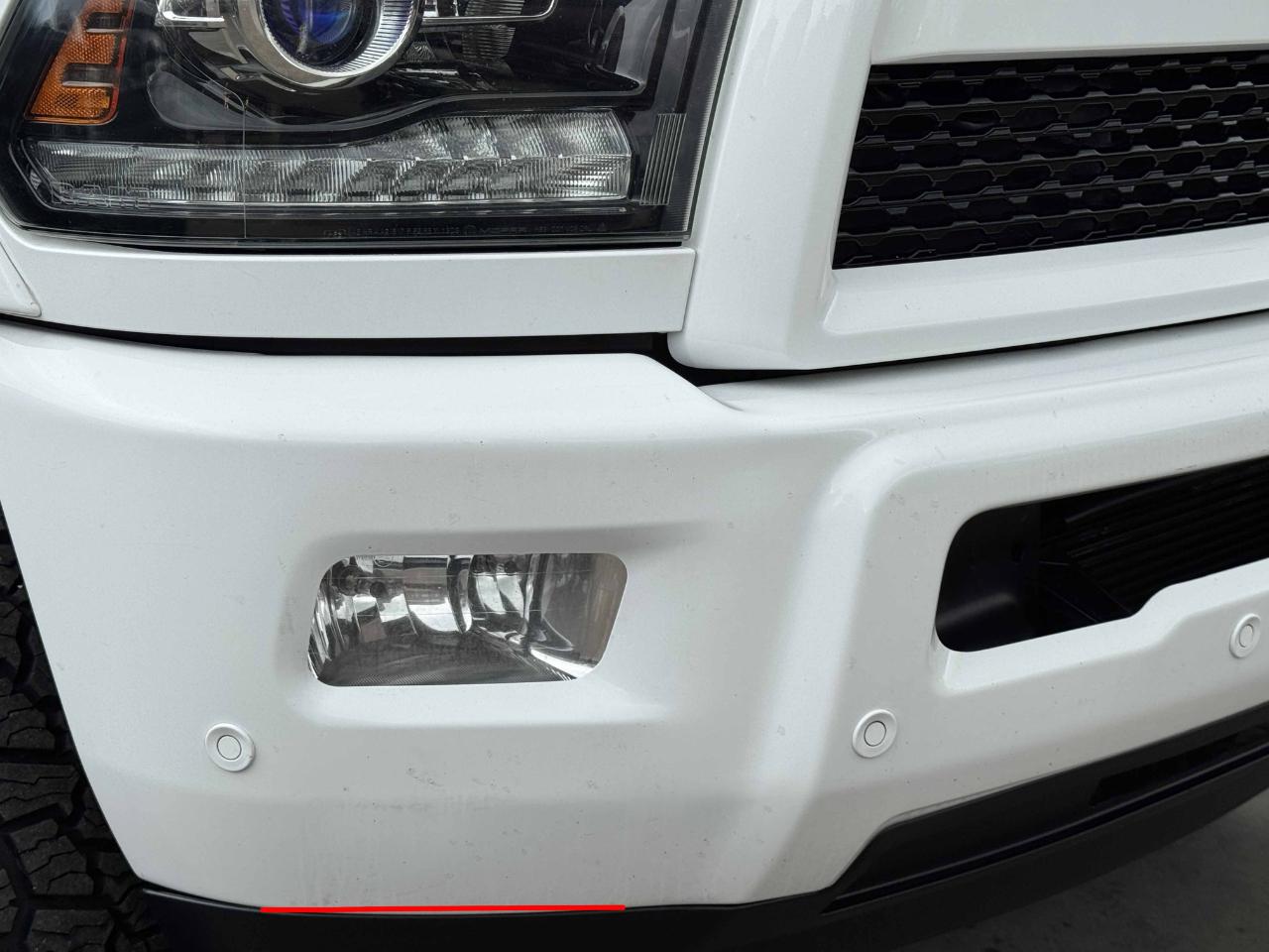RAM 3500 Laramie Mega Cab 4WD 2016