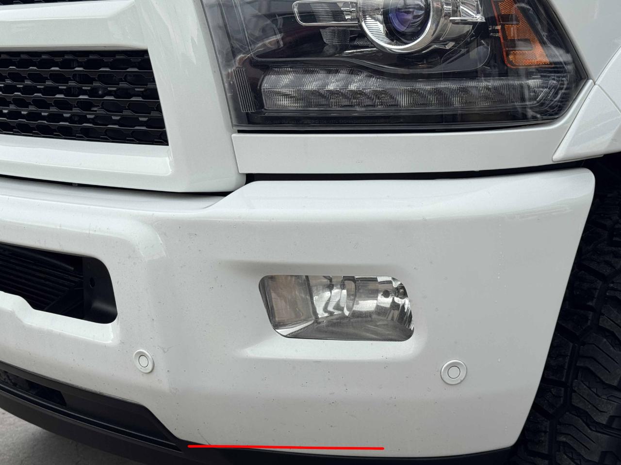 RAM 3500 Laramie Mega Cab 4WD 2016