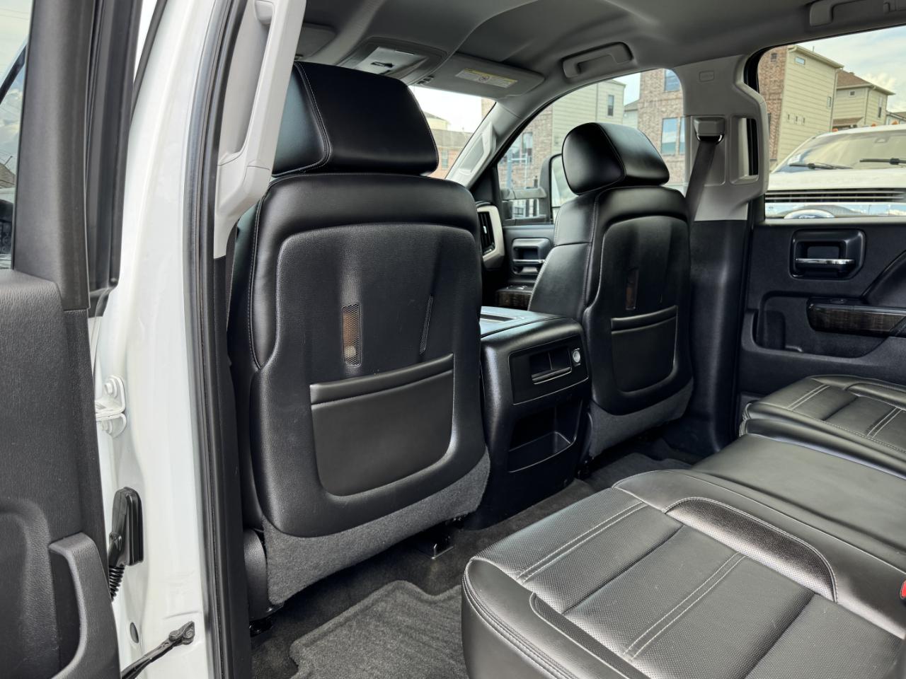 GMC Sierra 3500HD Denali Crew Cab 4WD 2015