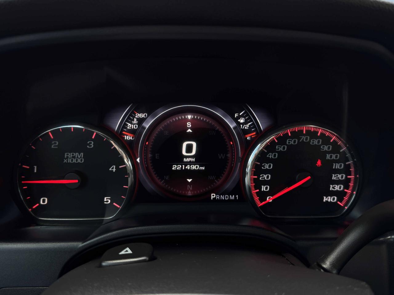 GMC Sierra 3500HD Denali Crew Cab 4WD 2015