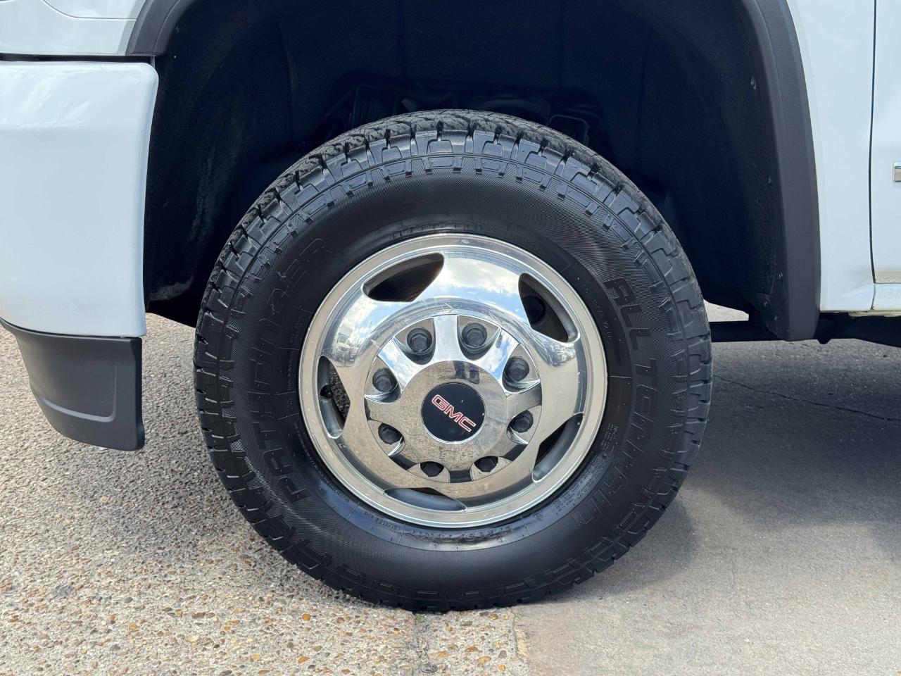 GMC Sierra 3500HD Denali Crew Cab 4WD 2015