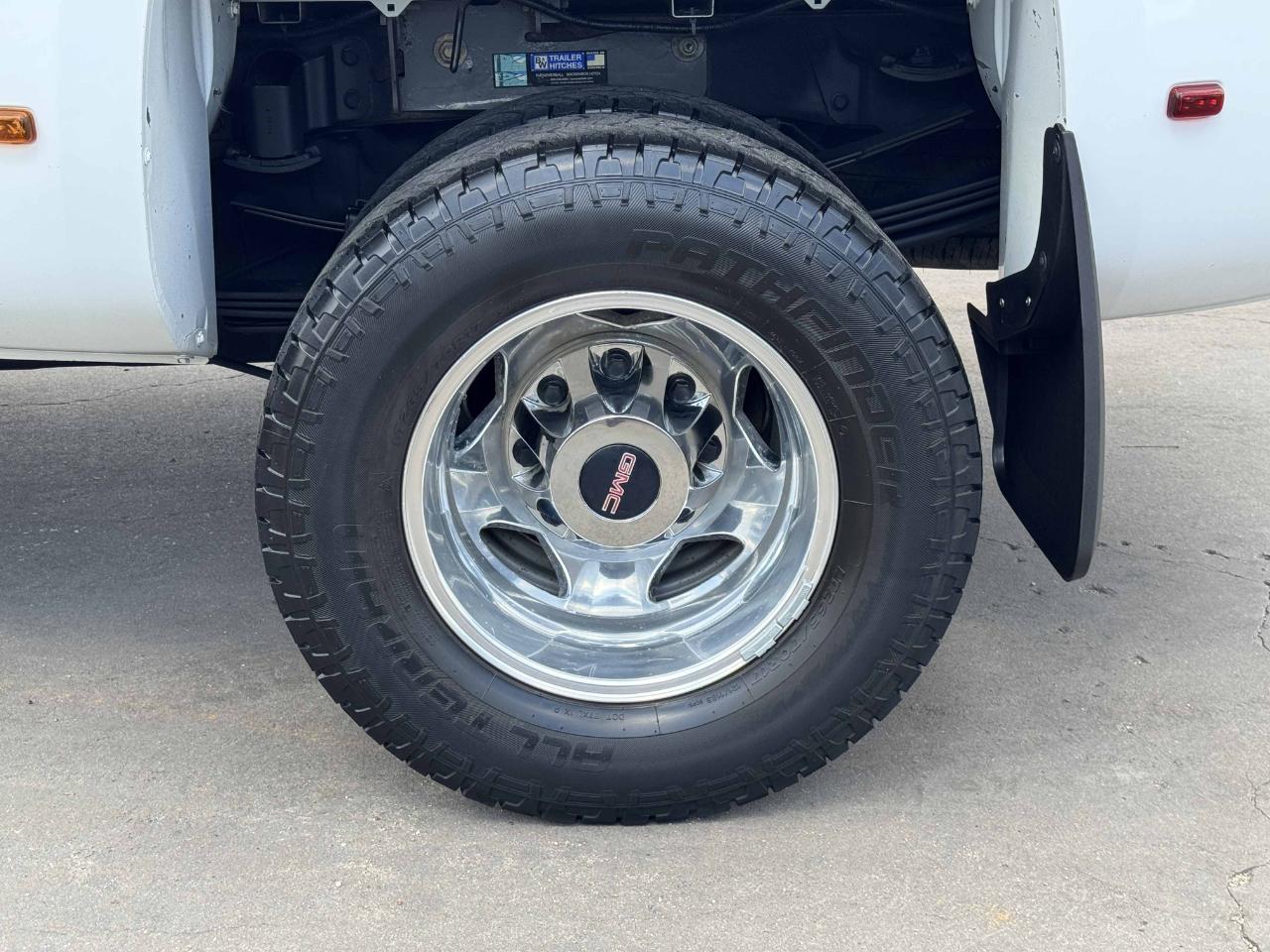 GMC Sierra 3500HD Denali Crew Cab 4WD 2015