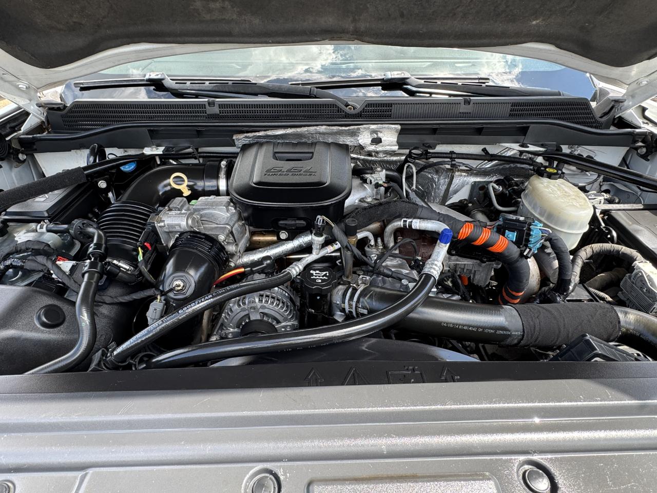 GMC Sierra 3500HD Denali Crew Cab 4WD 2015