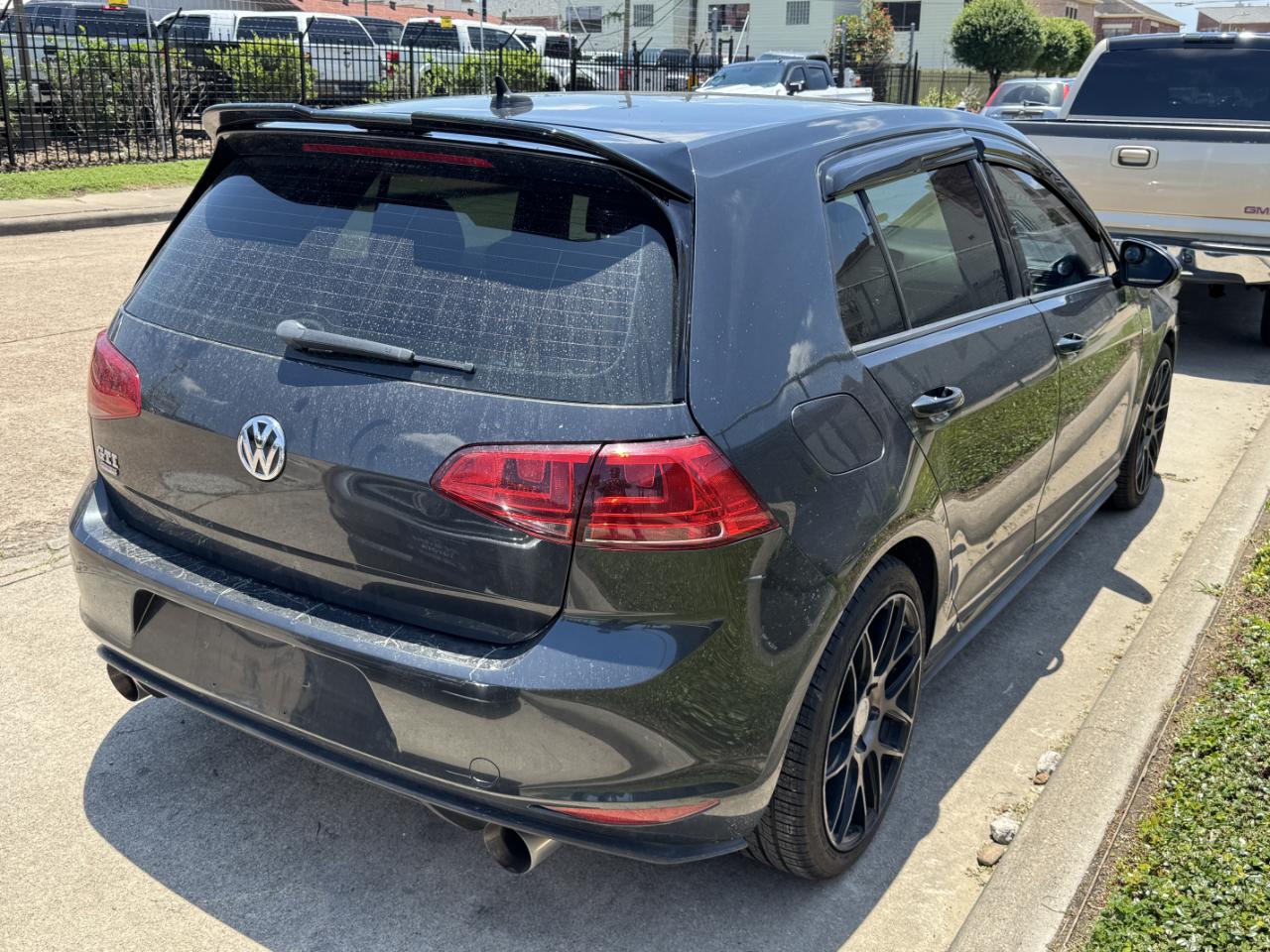 Volkswagen Golf GTI  2015