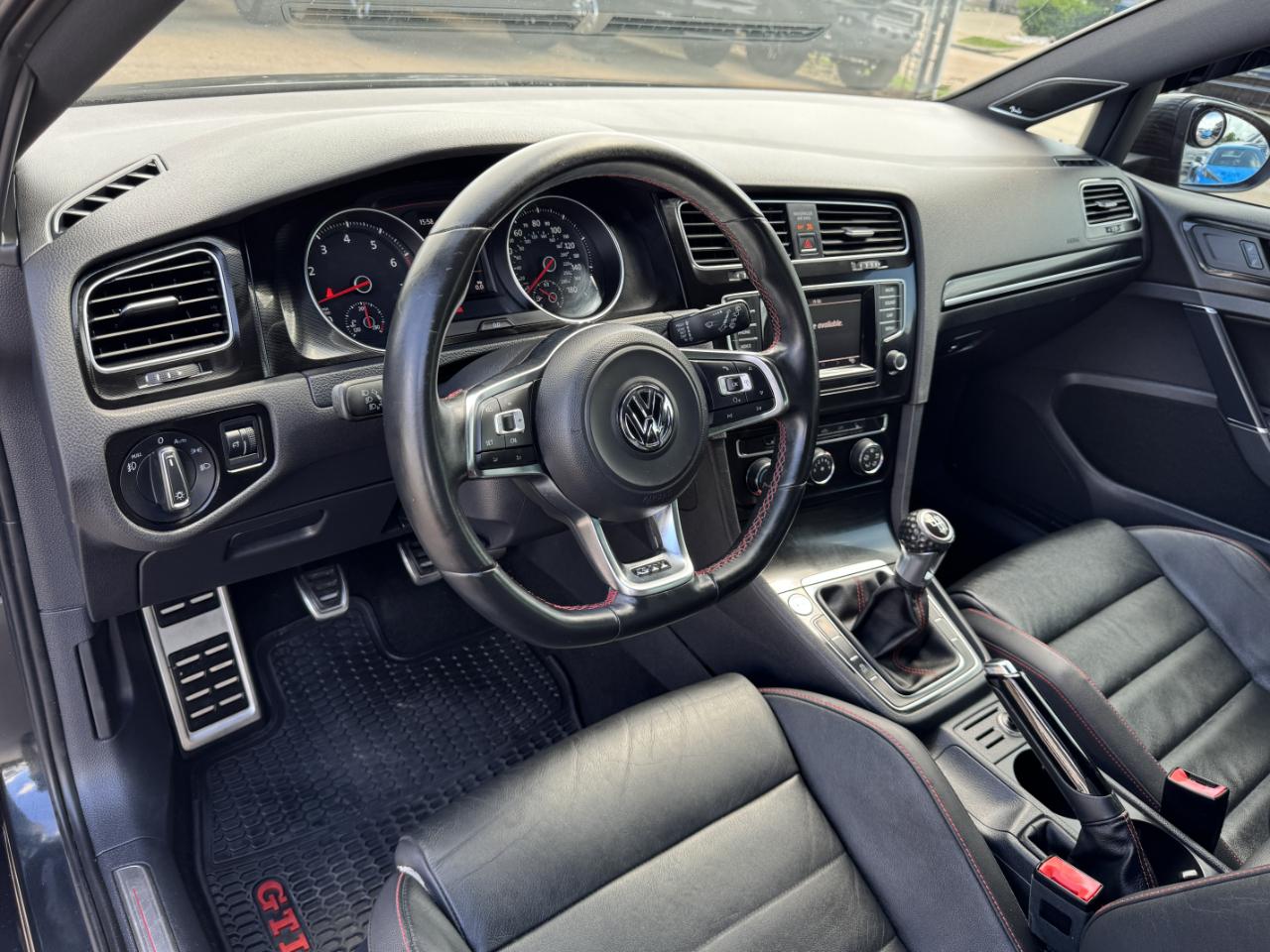 Volkswagen Golf GTI  2015