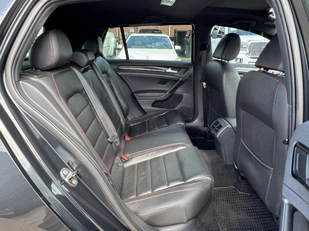Volkswagen Golf GTI  2015