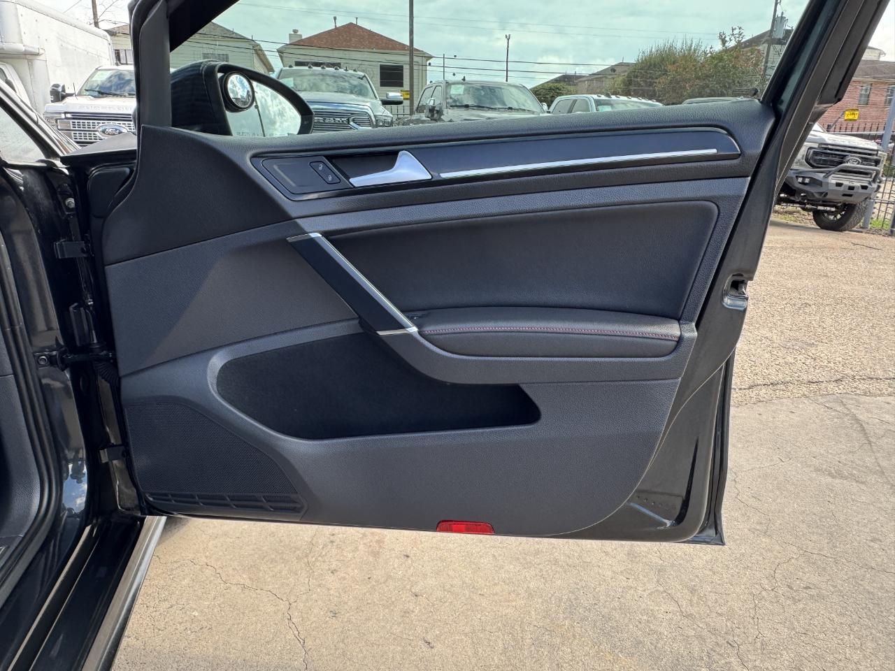 Volkswagen Golf GTI  2015