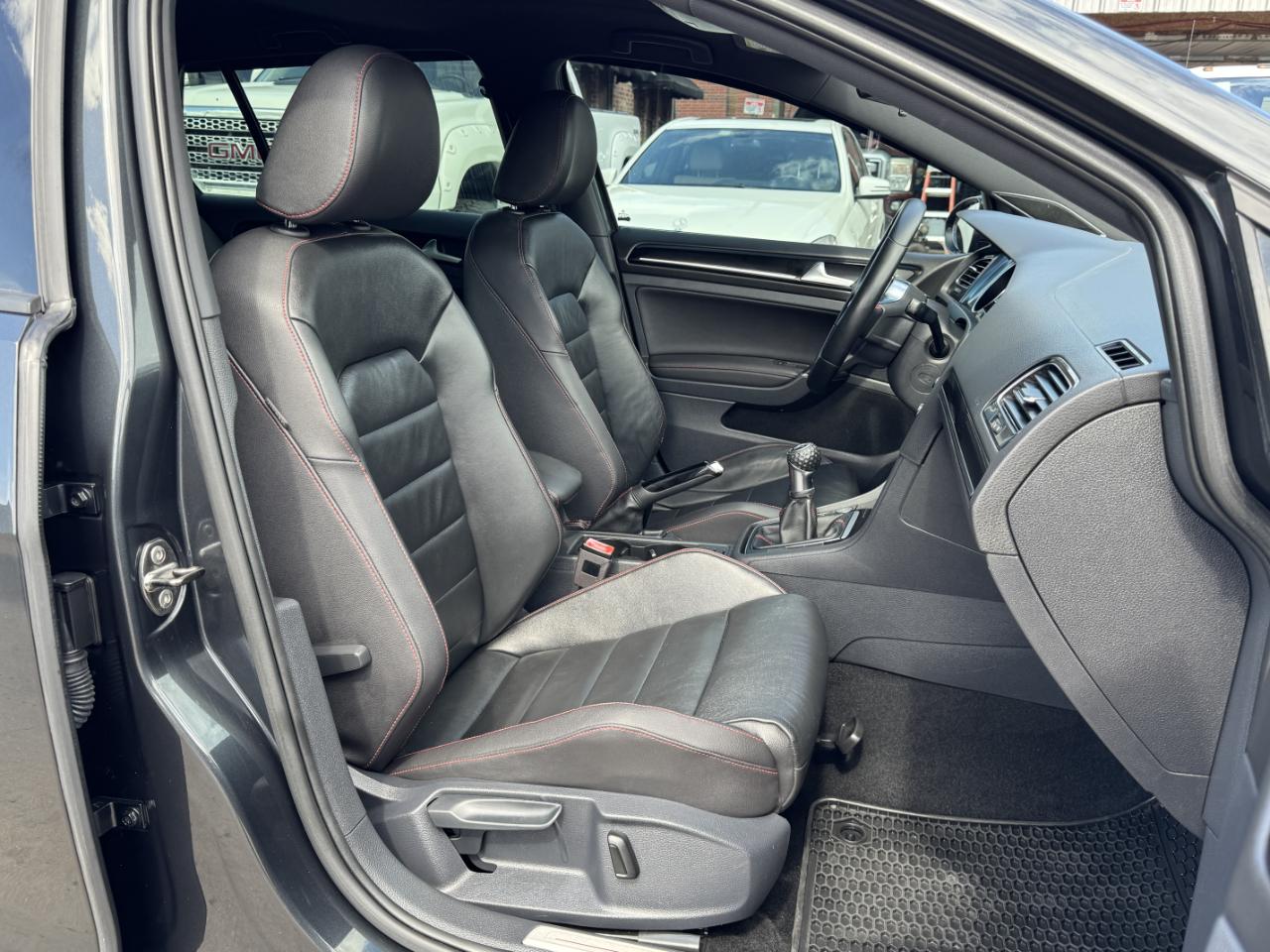 Volkswagen Golf GTI  2015