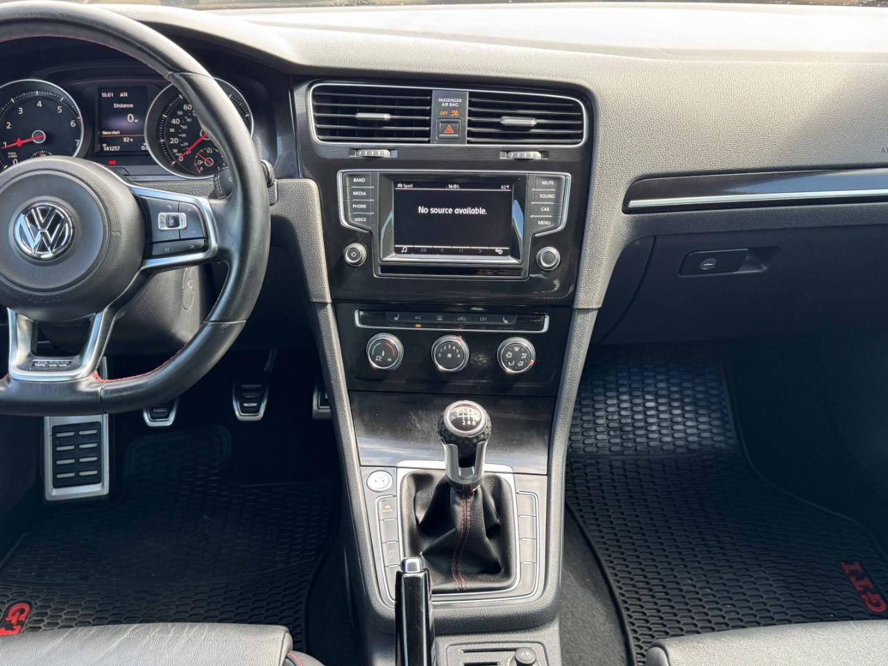 Volkswagen Golf GTI  2015