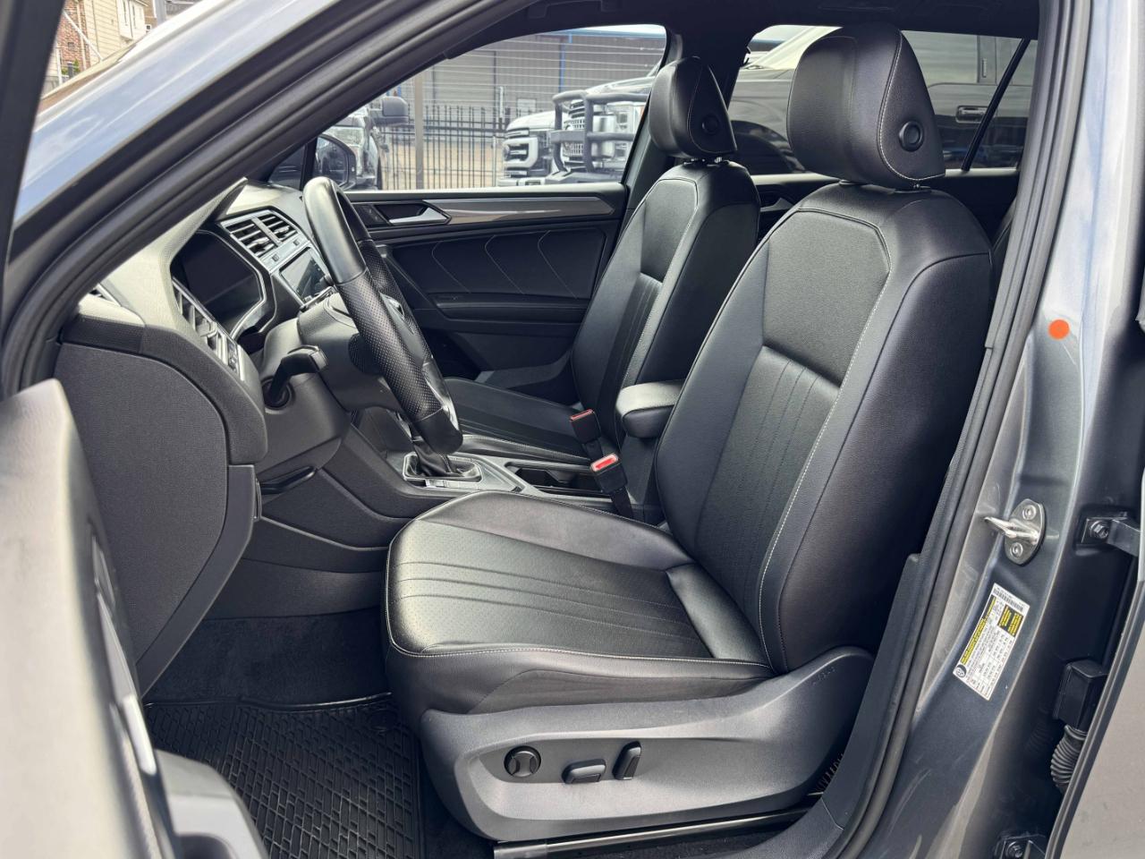 Volkswagen Tiguan  2022