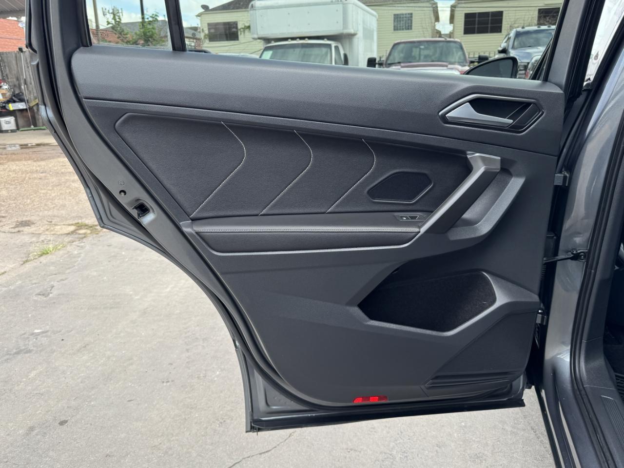 Volkswagen Tiguan  2022