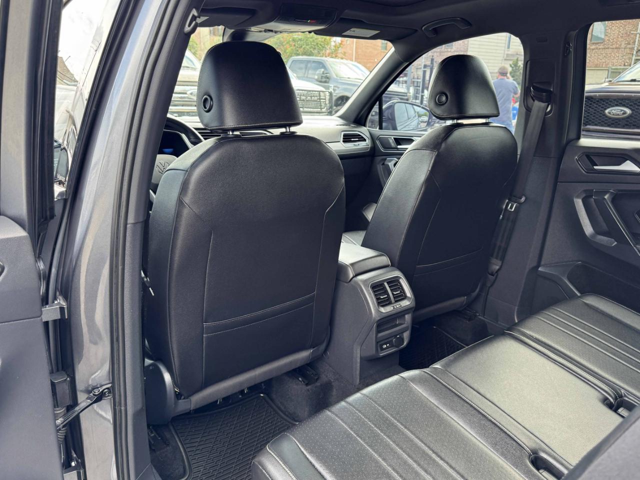 Volkswagen Tiguan  2022
